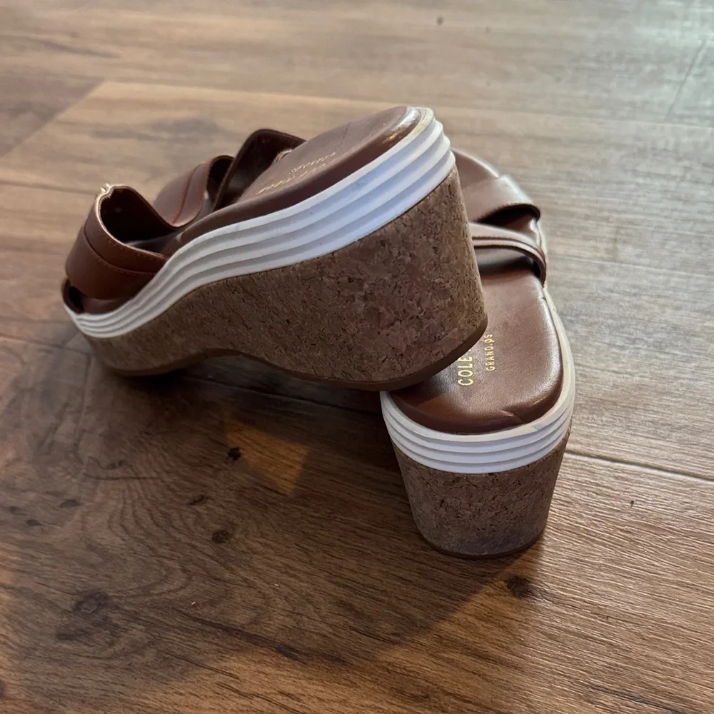 Cole Haan Women's Tan Cross-Strap Sandals - Picture 2 of 3